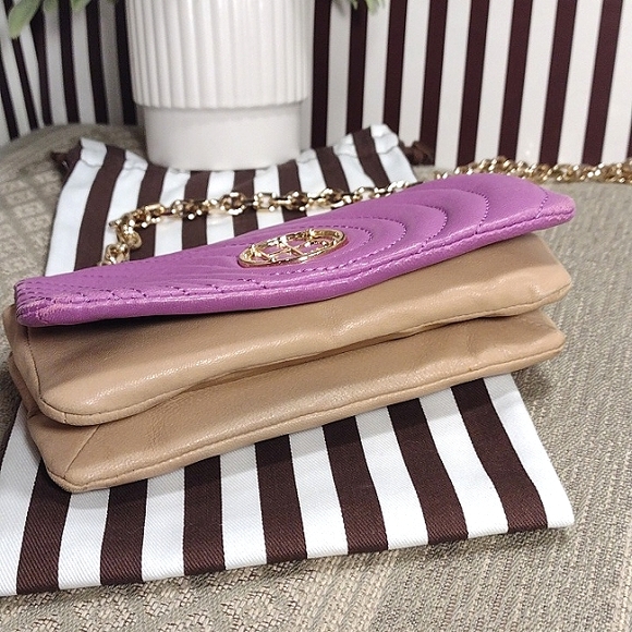HP🎉Henri Bendel No 7 Mini quilted crossbody bag - Picture 6 of 14